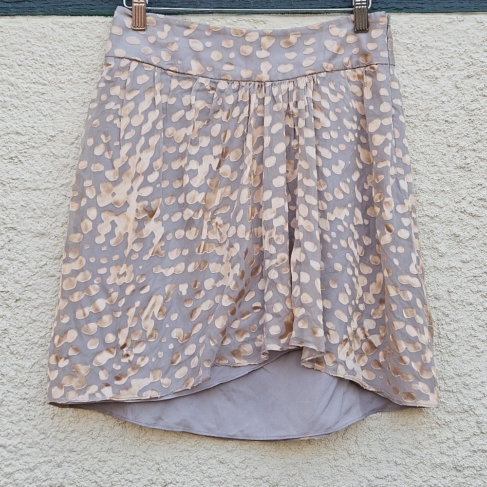 Club Monaco gray and metallic peach abstract skirt size 6